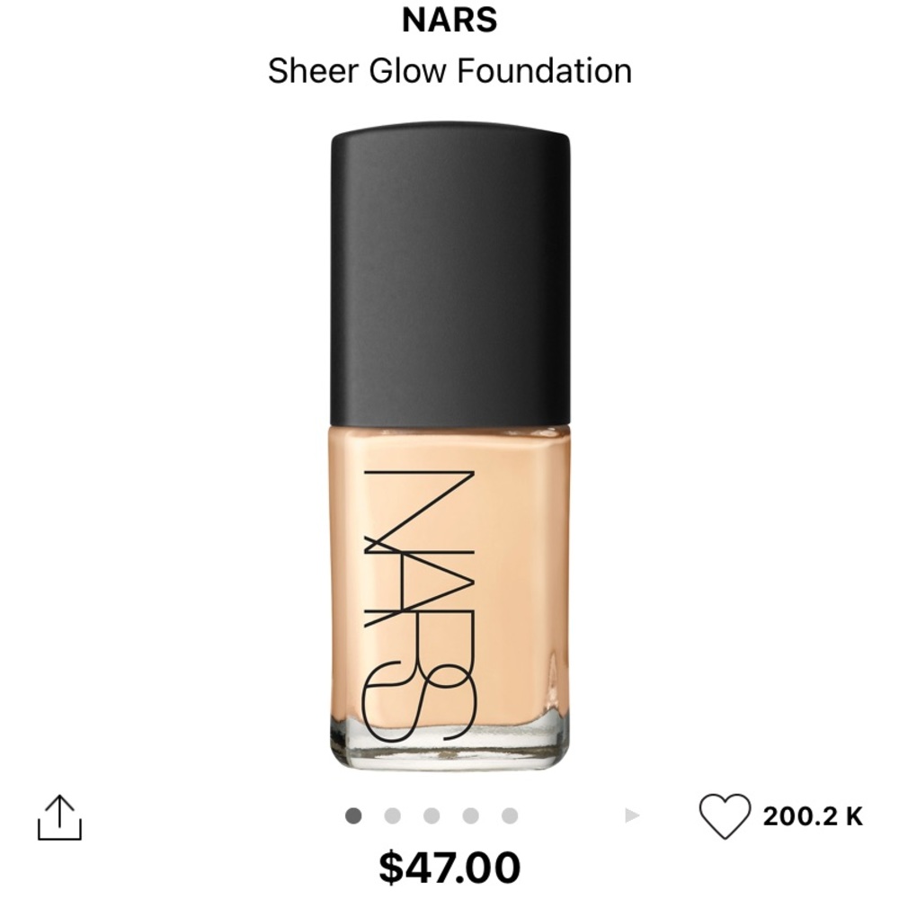 Nars- Sheer Glow Foundation Deauville